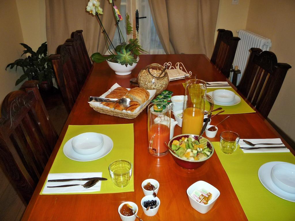 Chez Edell Bed & Breakfast Monpazier Bagian luar foto